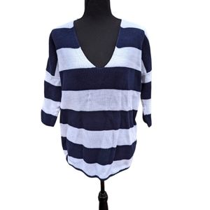 Express Women's Blue & White Striped Sweater‎ Sz Sm VNeck Ribbed

C152